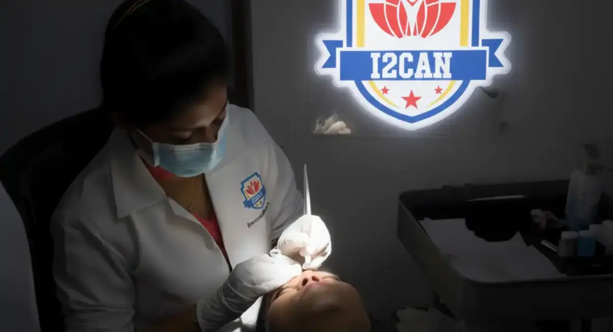 Top Clinical Cosmetology Courses For Doctors in India doctors hands on practice in aesthetics